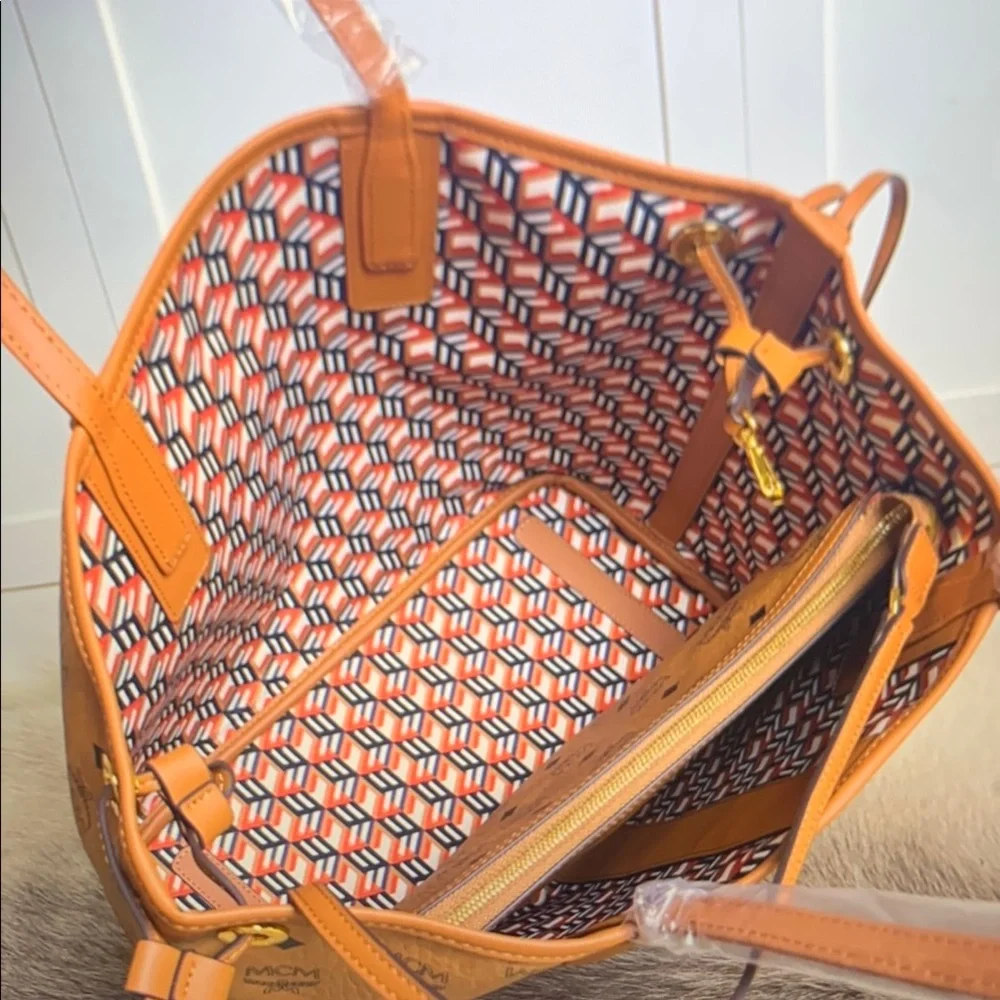 MCM Tan Leather Tote Bag - Picture 9 of 9